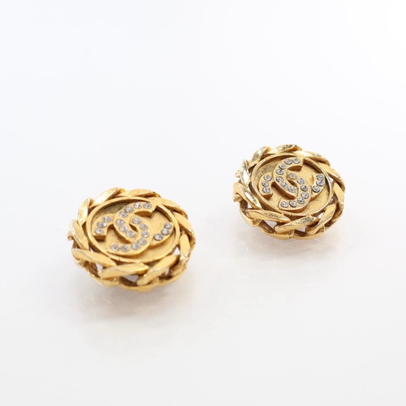Chanel Vintage Circle Crystal Clip
On Earrings - Picture 4 of 5